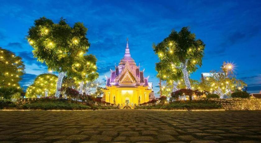 B2 Khon Kaen Boutique & Budget Hotel Екстериор снимка